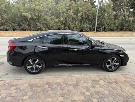 Riyadh, Vehicles, Cars & Trucks , SAR 44000,  Honda Civic  (Full Option),  2020,  Automatic,  107000 KM,  Very Neat And Clean Well Maintained