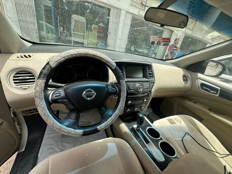 Al Aziziyah, Vehicles, Cars & Trucks , SAR 450000,  NISSAN PATHFINDER STANDARD,  2016,  Automatic,  246000 KM,  NISSAN PATHFINDER  STANDARD IN EXCELLENT CONDITION