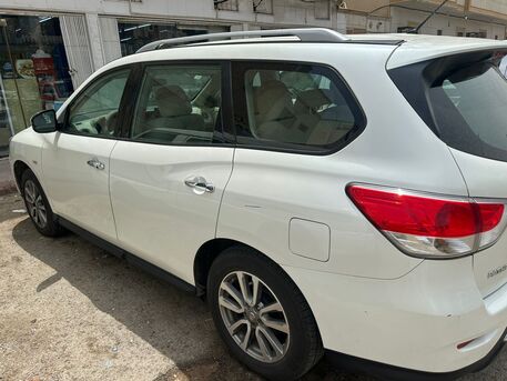 Al Aziziyah, Vehicles, Cars & Trucks , SAR 450000,  NISSAN PATHFINDER STANDARD,  2016,  Automatic,  246000 KM,  NISSAN PATHFINDER  STANDARD IN EXCELLENT CONDITION