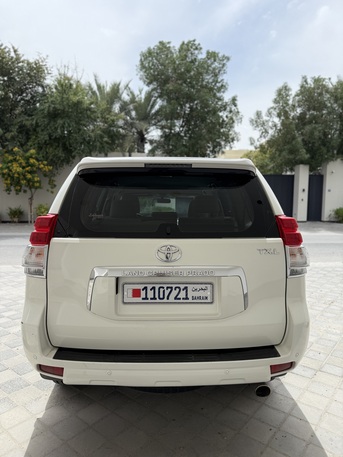 Juffair, Vehicles, Cars & Trucks , BHD 5450,  Toyota Prado,  2012,  Automatic,  297000 KM,    Model