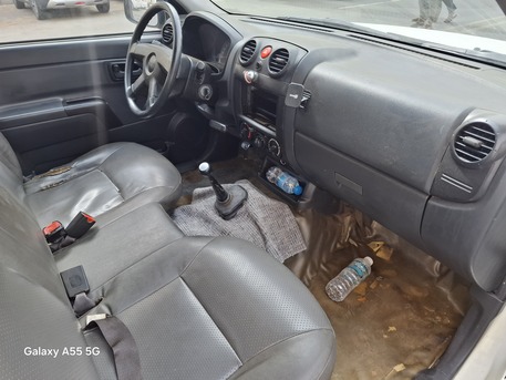 Jeddah, Vehicles, Cars & Trucks , SAR 36000,  Isuzu Dmax,  2013,  Manual,  435000 KM,   Pickup Diesel  Excellent Condition