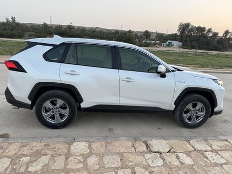 Riyadh, Vehicles, Cars & Trucks , SAR 95000,  Toyota RAV4 Hybrid,  2024,  Automatic,  50000 KM,  Very Neat And Clean Well Maintained