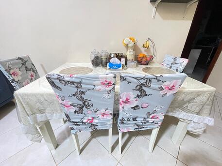 Al Malaz, Furniture, SAR 1200,  6 Seater Dinning Table With 6 Chairs ( HomeCentre /Centrepoint)