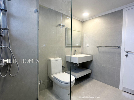 Kuwait City, Apartments, Flats, Houses & Villas, KWD 700/month,  3 BR,  Renovated 3 -Master Bedroom Floor For Rent In Jabriya