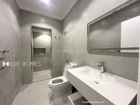 Kuwait City, Apartments, Flats, Houses & Villas, KWD 700/month,  3 BR,  Renovated 3 -Master Bedroom Floor For Rent In Jabriya