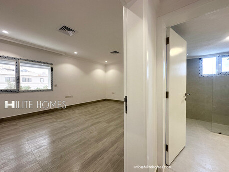Kuwait City, Apartments, Flats, Houses & Villas, KWD 700/month,  3 BR,  Renovated 3 -Master Bedroom Floor For Rent In Jabriya