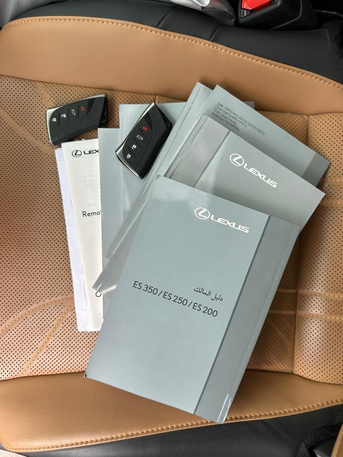 Riyadh, Vehicles, Cars & Trucks , SAR 185,  Lexus ES 350,  2024,  Automatic,  40000 KM,  Lexus ES350  Same As New