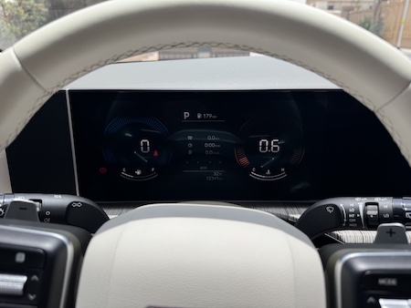 Olaya, Vehicles, Cars & Trucks , SAR 109000,  Hyundai Santa Fe,  2024,  Automatic,  12500 KM,  HYUNDAI SANTE FE -SAR109,000-12,500KM-Sep--2.5GDI-Comfort-Like New-First Owner