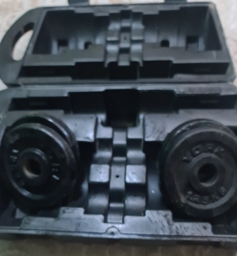 Al Malaz, Furniture, SAR 150,  Dumbles,decoration Items