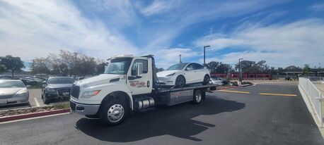 San Diego, Automotive, Travel Stress Ends With Roadside Assistance Near You Anytime