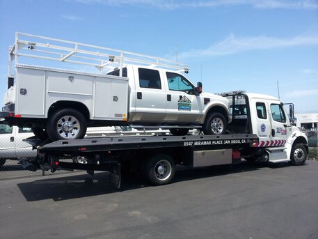 San Diego, Automotive, Travel Stress Ends With Roadside Assistance Near You Anytime