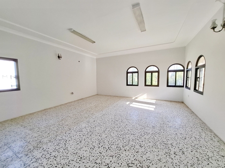 Busaiteen, Apartments, Flats, Houses & Villas, BHD 500/year,  5 BR,  Spacious 5 Bedroom-Villa In Busaiteen
