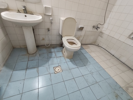 Manama, Apartments, Flats, Houses & Villas, BHD 170/year,  1 BR,  Manama:- Groundfloor 1Bhk Unfurnished Flat On Rent With Ewa..