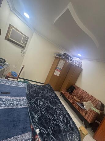 Jubail, Apartments, Flats, Houses & Villas, SAR 1417/month,  Furnished,  100 Sq. Meter,  Sale Of Household Items With Or Without Flat On Rent