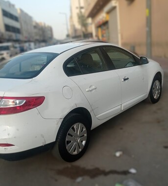 Al Ghubayrah, Vehicles, Cars & Trucks , SAR 12000,  Renault Fluence,  2013,  Automatic,  182000 KM,  SAR 12000, , , , , Fluence Automatc Car For Sale