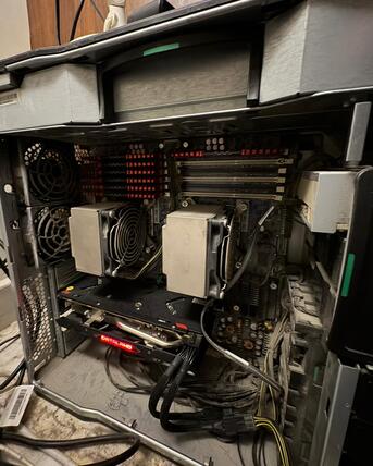 Riyadh, Computers, SAR 2000,  HP Z800 Gaming Workstation