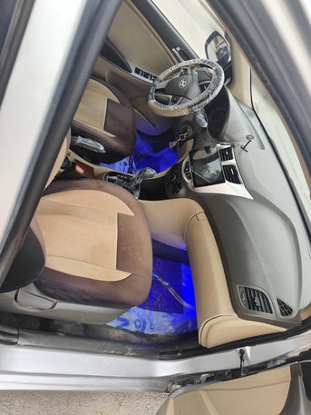 Riyadh, Vehicles, Cars & Trucks , SAR 21000,  Hyundai Accent,  2014,  Automatic,  300000 KM,   Model Full Option  For Sale