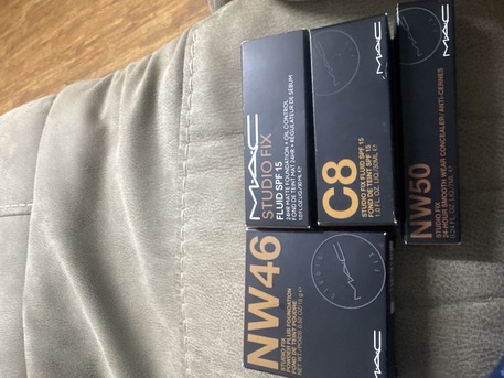 Riyadh, Clothing & Accessories, SAR 100,  Original MAC Foundation And Concealer For Sale