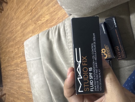 Riyadh, Clothing & Accessories, SAR 100,  Original MAC Foundation And Concealer For Sale