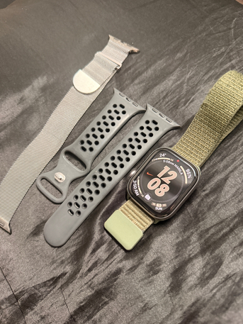 Dammam, Watches, SAR 1450,  Apple Watch Series 11 46mm, Dark Grey For Sale