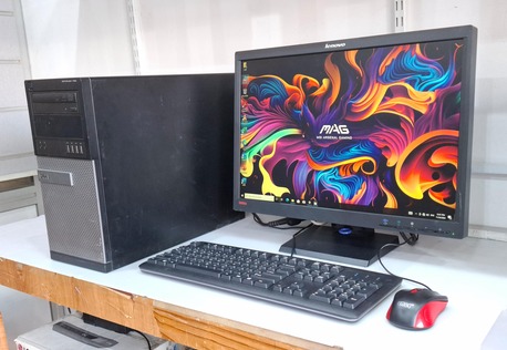 Manama, Computers, BHD 79,  DELL Core I7 Graphics Computer Set 22" HD+ LED Monitor 16GB RAM 256GB SSD AMD Graphic Card