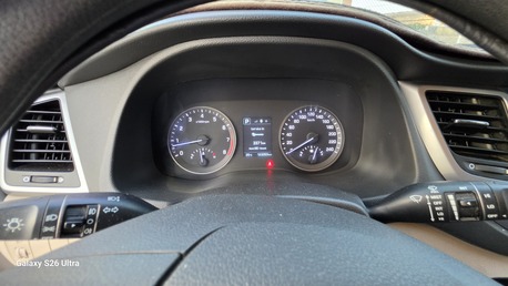 Jeddah, Vehicles, Cars & Trucks , SAR 49500,  Hyundai Tucson,  2016,  Automatic,  183203 KM,    (First Owner)