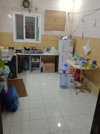 Jeddah, Rooms for Rent, SAR 750/month,  12013 Sq. Feet,  One Single Room Available For Rent - Backside Of King Abdul Aziz Hospital - Mahjar Jeddah