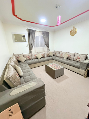 Al Malaz, Furniture, SAR 200,  House Hold Items Room Sets And Sofa Set