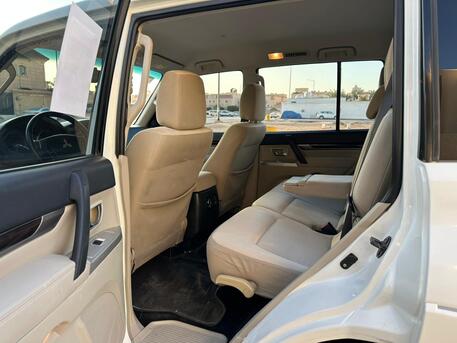 Riyadh, Vehicles, Cars & Trucks , SAR 68000,  Mitsubishi Pajero,  2020,  Automatic,  74000 KM,    GLS Mid Option With 4x4 For Urgent Sale 1st Owner And Accident Free