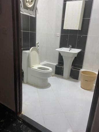 Jeddah, Bedspace For Rent, SAR 600/month,  Bed Space Available For Rent In A Furnished Appartment In Eskan