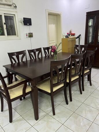 Jeddah, Furniture, SAR 200,  Dining Table & Wardrobe