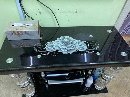 Dammam, Electronics, SAR 120,  Full Glass TV Table