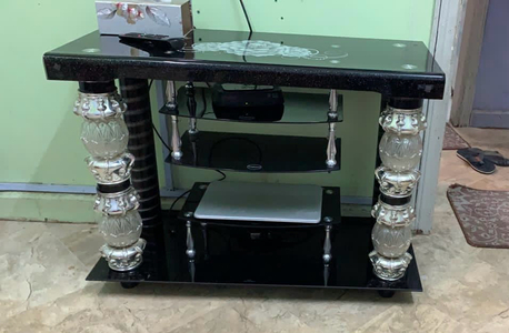 Dammam, Electronics, SAR 120,  Full Glass TV Table