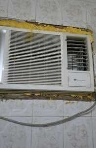 SAR 600,  Itmes For Sale Window AC