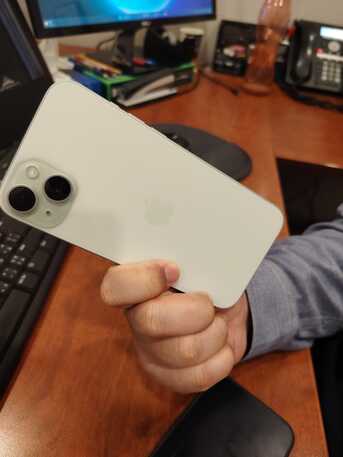 Riyadh, Mobile Phones, SAR 2350,  Iphone 15 Plus