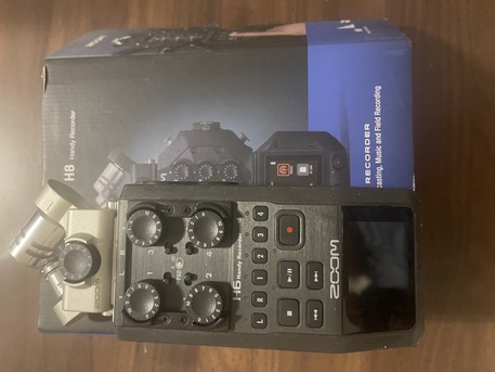 Al Sulaymaniyyah, Musical Instruments, SAR 1200,  Rarely Used Zoom H8 Mobile Recording Studio