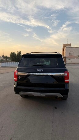 Riyadh, Vehicles, Cars & Trucks , SAR 135000,  Ford Expedition XLT,  2021,  Automatic,  138000 KM,