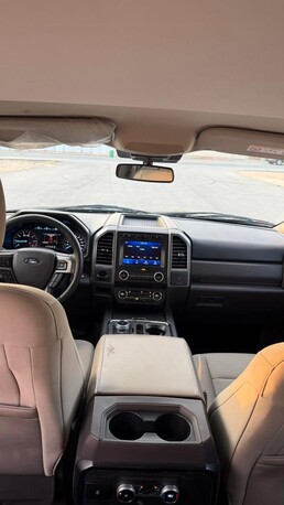 Riyadh, Vehicles, Cars & Trucks , SAR 135000,  Ford Expedition XLT,  2021,  Automatic,  138000 KM,