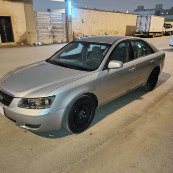 Riyadh, Vehicles, Cars & Trucks , SAR 12000,  Hyundai Sonata,  2006,  Manual,  300000 KM,  CLEAN & COMFORTABLE CAR FOR SALE