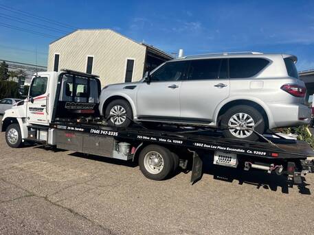 San Diego, Automotive, Affordable Heavy Duty Towing Services Near You | Roadway Towing