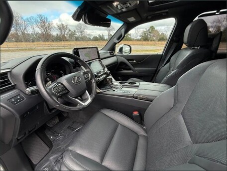 Brunei, Vehicles, Cars & Trucks , BND 60000,  Lexus LX600,  2023,  Automatic,  16000 KM,    4WD Gcc Full Options 16,200KM