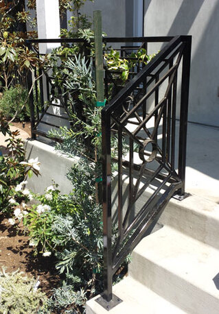 New York, Household, Compton Wooden Gates