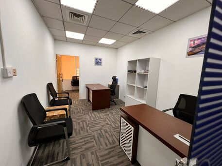 Deira, Offices, AED 36000,  200 Sq. Meter,  Upgrade Your Business Address With A Professional Office Space At An Unbeatable Price.