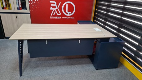 Manama, Furniture, BHD 85,  Modern Executive Office Desk