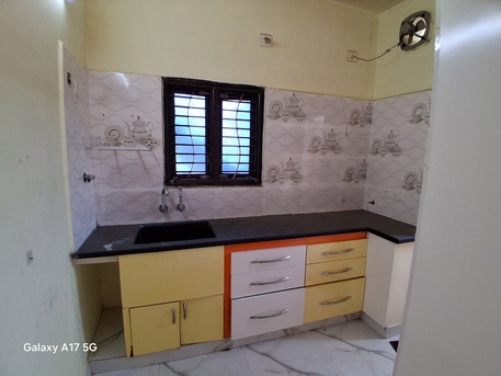 Gudaibiya, Bedspace For Rent, BHD 50/month,  Furnished Bedspace In Gudaibiya Near Lulu (old Dasman Center For Asian Ladies )
