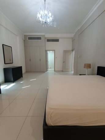 Umm Al Hassam, Apartments, Flats, Houses & Villas, BHD 200/month,  1 BR,  Looking For Female Professional Or Students To Share A Flat