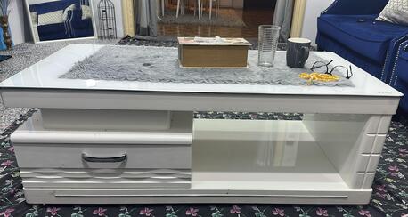 Riyadh, Furniture, SAR 800,  Sofa Set And Table