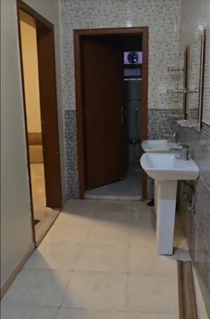 Riyadh, Rooms for Rent, SAR 10000/year,  Furnished,  1 Big Room With Separate Entrance And Bathroom For Small Family Or Executive Bachelor.