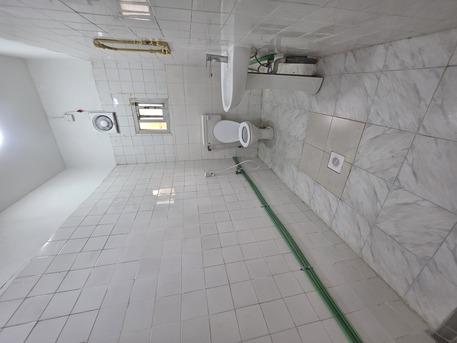 Zinj, Apartments, Flats, Houses & Villas, BHD 170/month,  1 BR,  ?1BATHROOM Hall Kitchen With Electricity