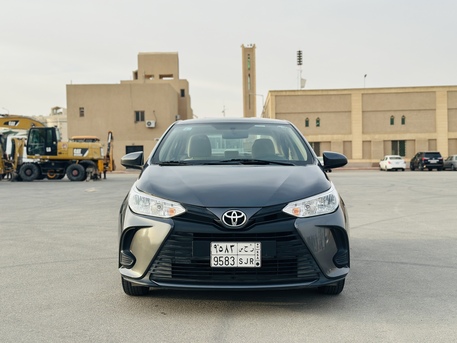 Riyadh, Vehicles, Cars & Trucks , SAR 38000,  Toyota Yaris,  2022,  Automatic,  99000 KM,    Half Full Options